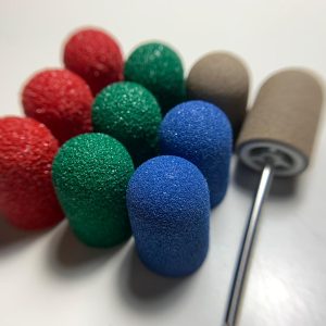 Multibor Komplekts C13mix Vienreizlietojamie pedikīra uzvāžņi + Plastmasas pamatne 13mm